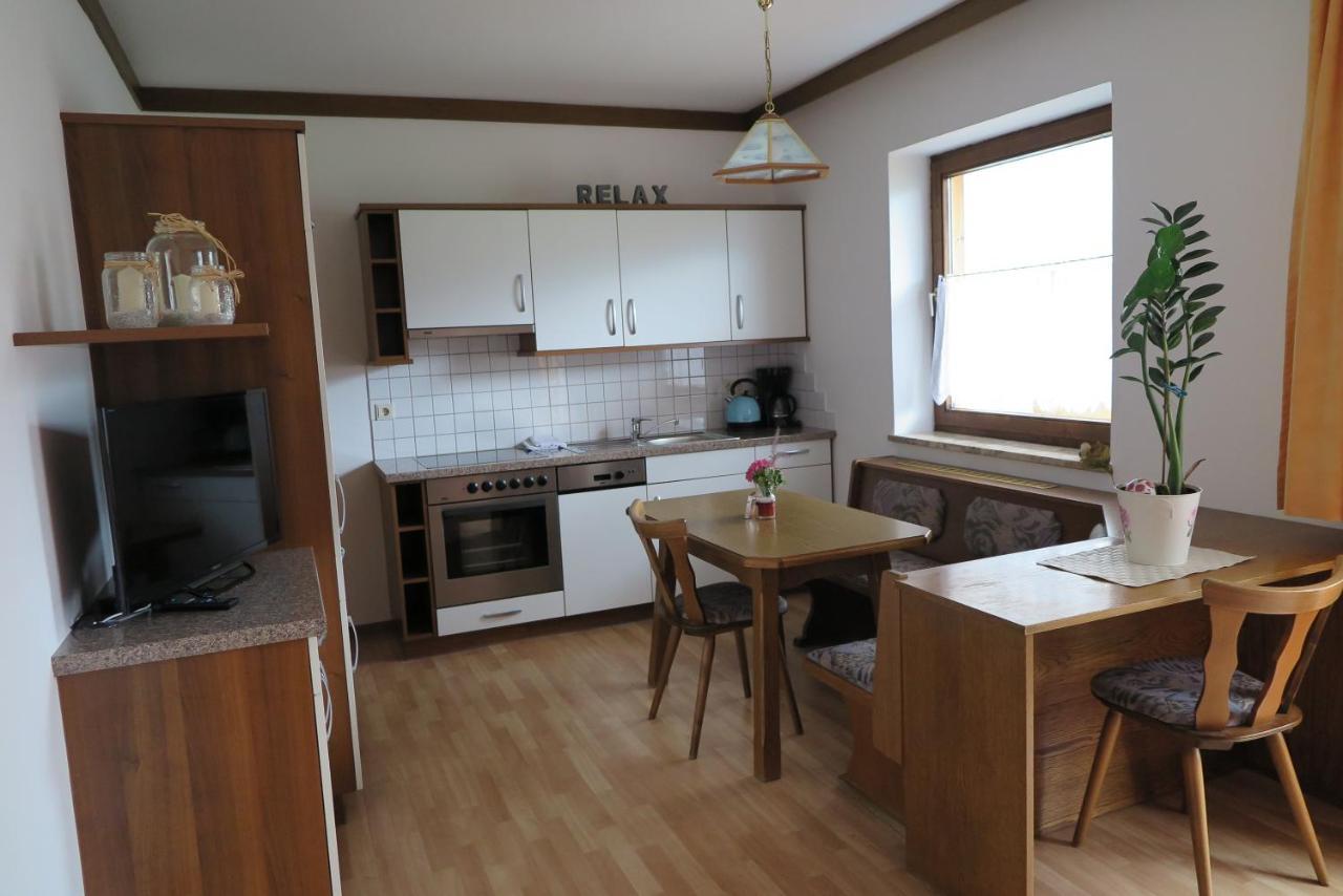 Haus Enzian Apartment Sankt Johann im Pongau Bagian luar foto